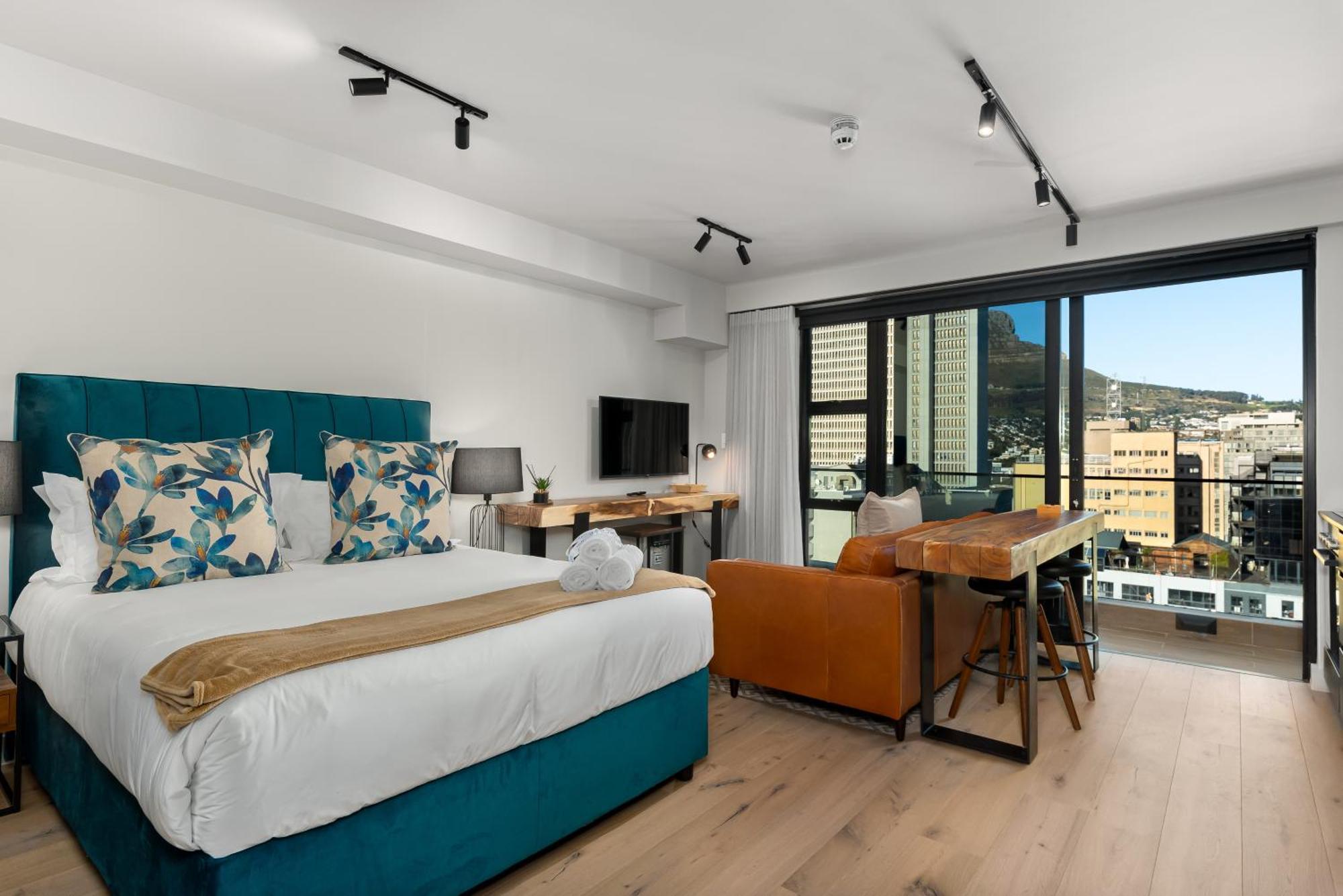 The Tokyo Aparthotel By Totalstay Cape Town Exterior foto
