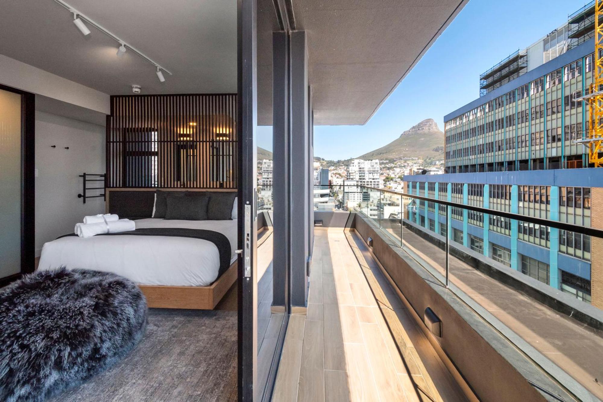 The Tokyo Aparthotel By Totalstay Cape Town Exterior foto