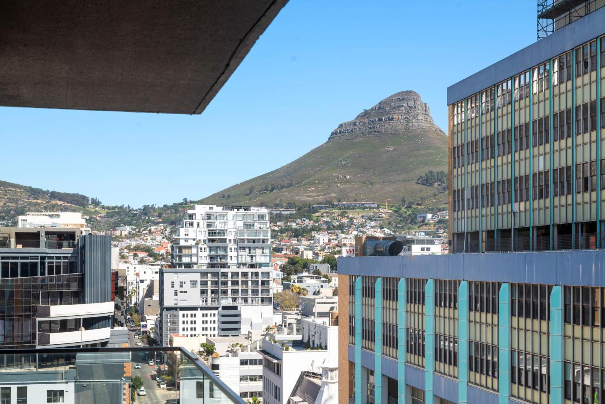 The Tokyo Aparthotel By Totalstay Cape Town Exterior foto
